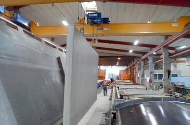  ABUS overhead travelling cranes for internal transport of concrete components