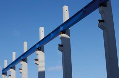 The company Dahlgrens Cementgjuteri in Sweden produces L and T beams from concrete