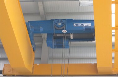 ABUS trolley with chain hoist on an indoor crane