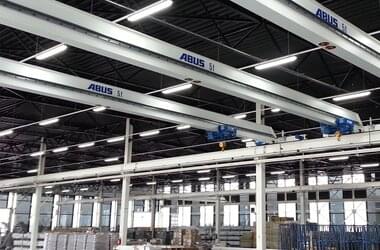 Mounted overhead travelling cranes based on the idea of the HB-System