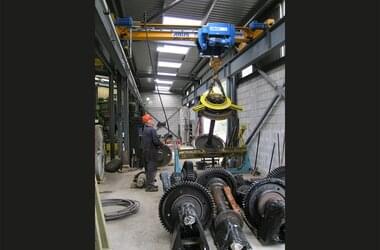 Einträgerlaufkran in Nebenhalle für Komponentenreparatur der South Devon Railway