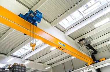  ELS single girder overhead traveling crane with a side mounted trolley in production and assembly hall