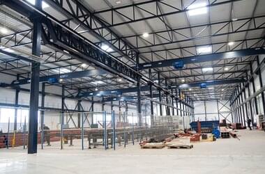 5 travelling cranes for transport of steel elements in production hall of Cullere i Sala company in Spain