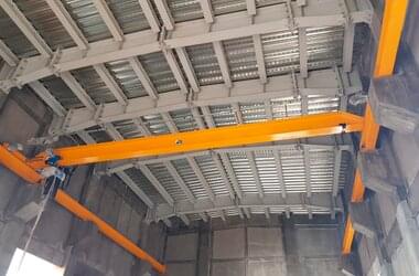 Mounted single girder travelling crane with electric chain hoist GM 8