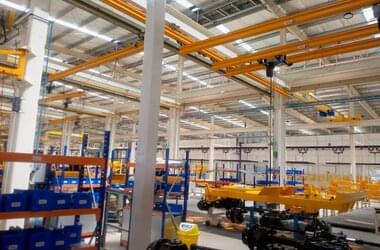 10 suspended rail systems with load capacity up to 1250 kg