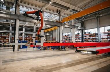 Assembly ABUS travelling crane by Strele Industrial in company Caljan