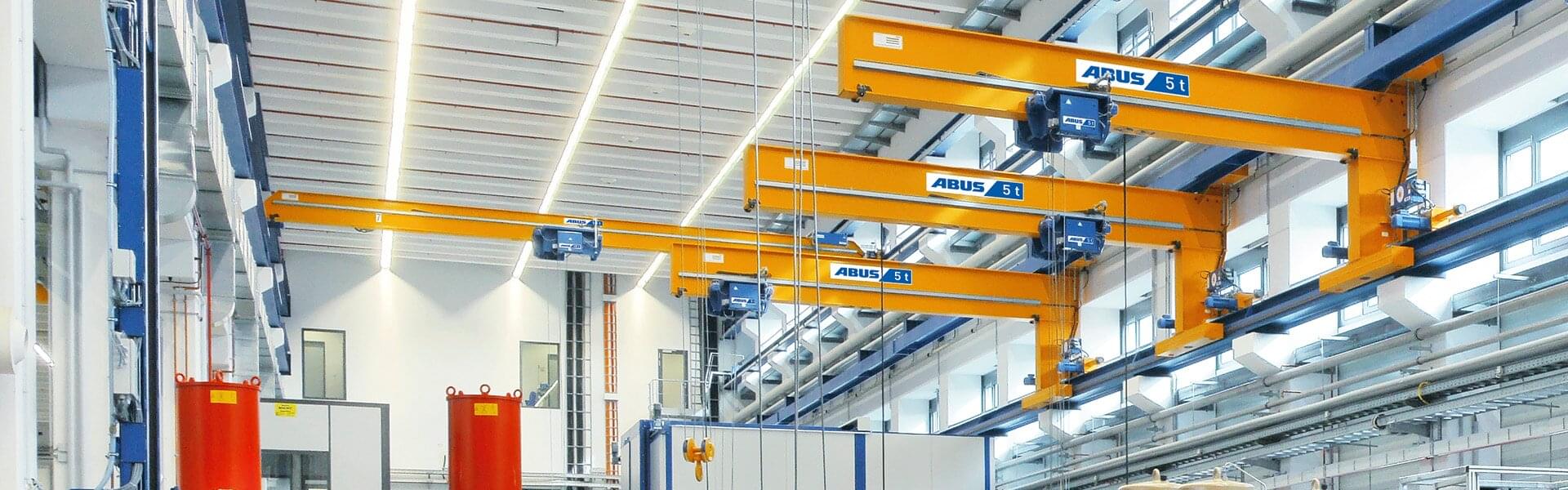 Wall-mounted overhead travelling cranes at the Samson company in Frankfurt