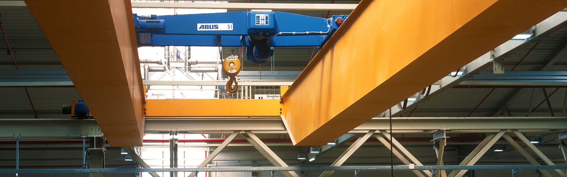 ABUS double rail trolley type DQA on ABUS overhead travelling crane in the company Bienhaus in Schlüchtern ABUS double rail trolley type DQA on ABUS overhead travelling crane in the company Bienhaus in Schlüchtern