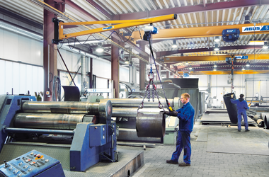 ABUS wall-mounted jib crane LW and ABUS overhead cranes at Sonntag